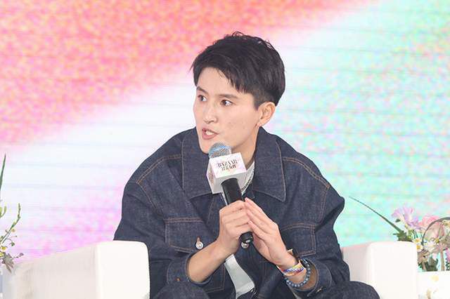 花痴姐妹